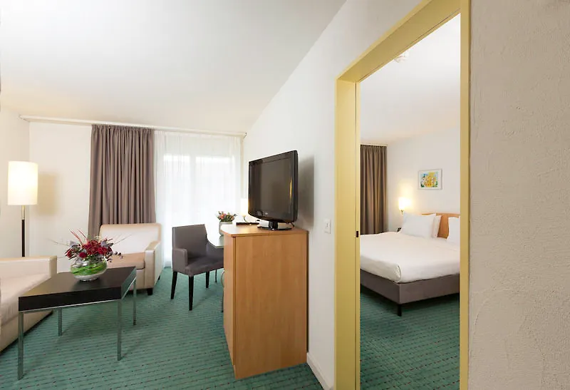 Hilton Zurich Airport Hotel Opfikon-Glattbrugg 4*,  Switzerland